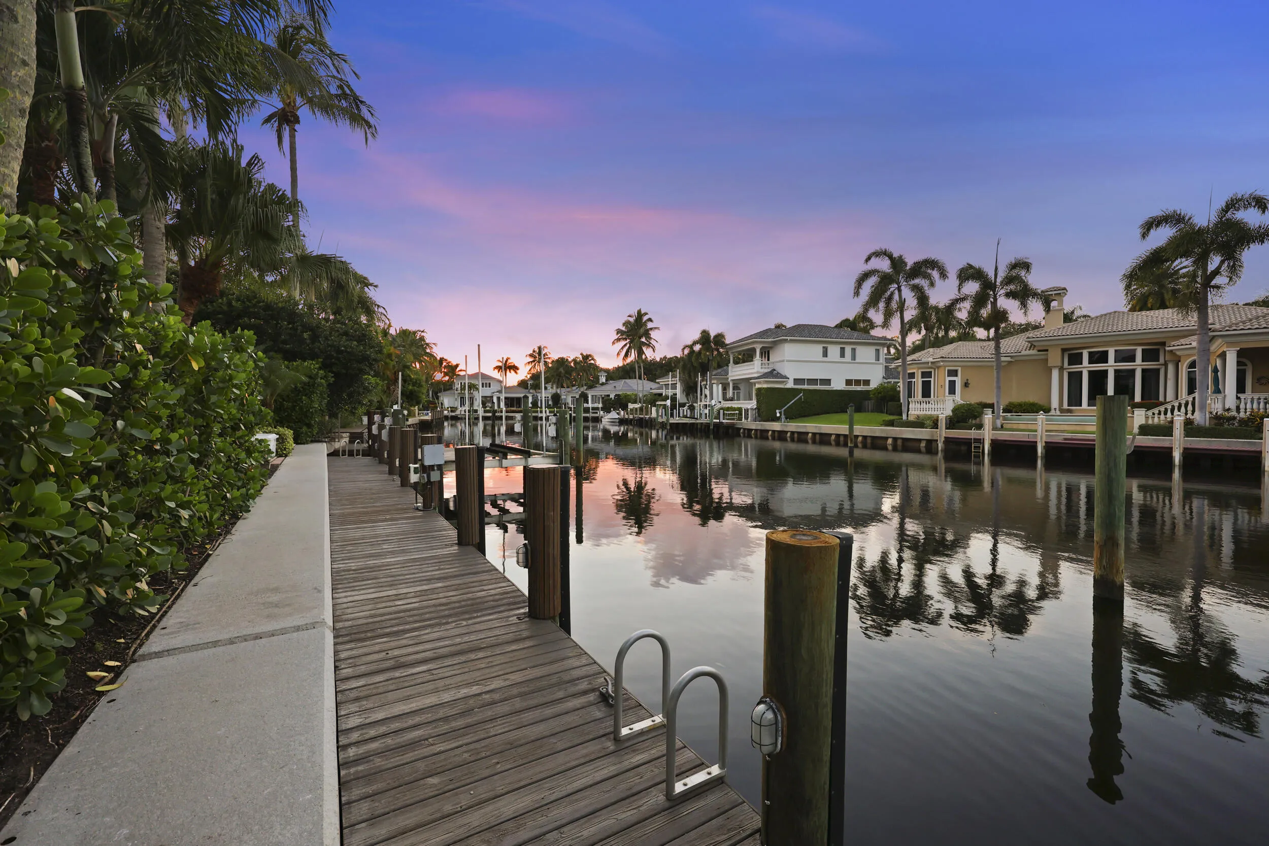 Dock