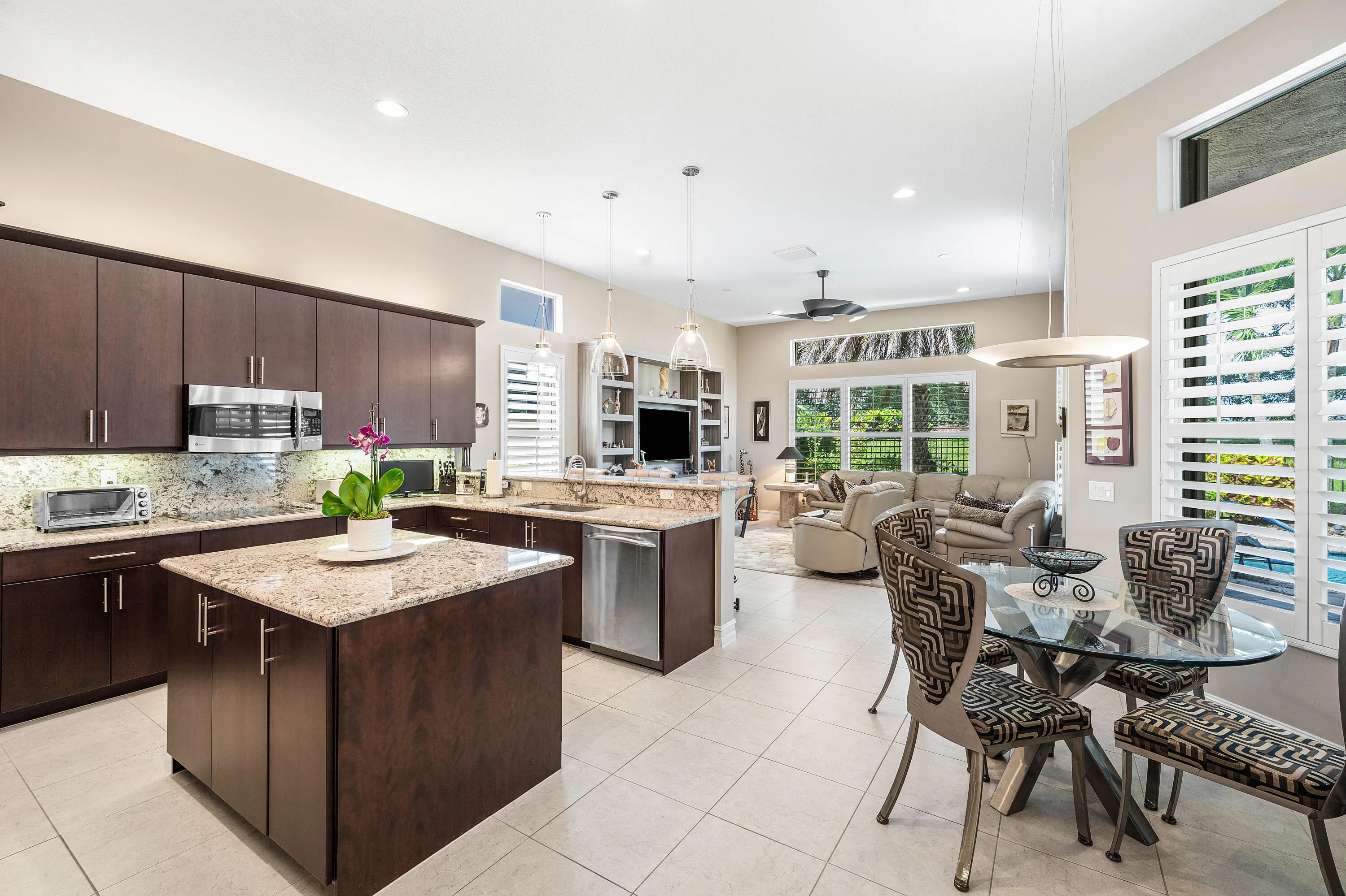 Gourmet Kitchen