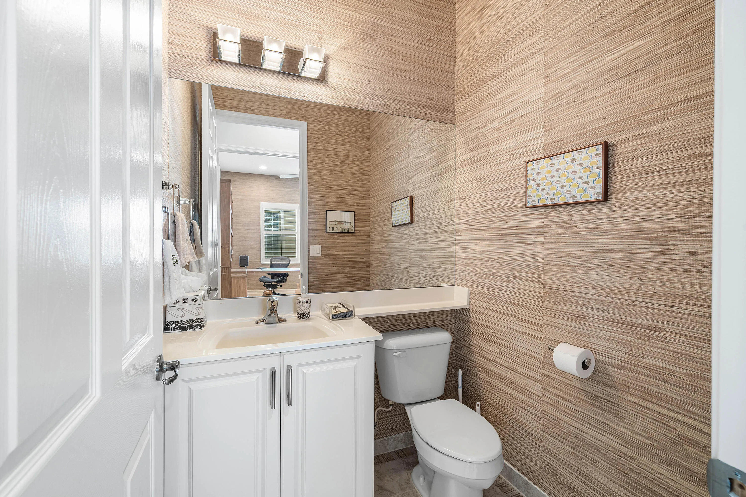 Formal Powder Room