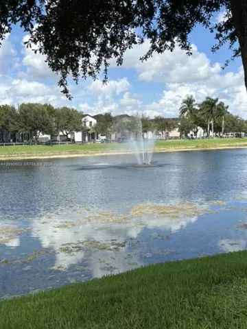 Photo 34