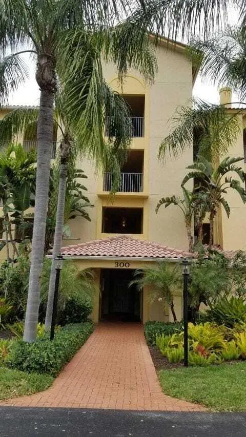 Entry way