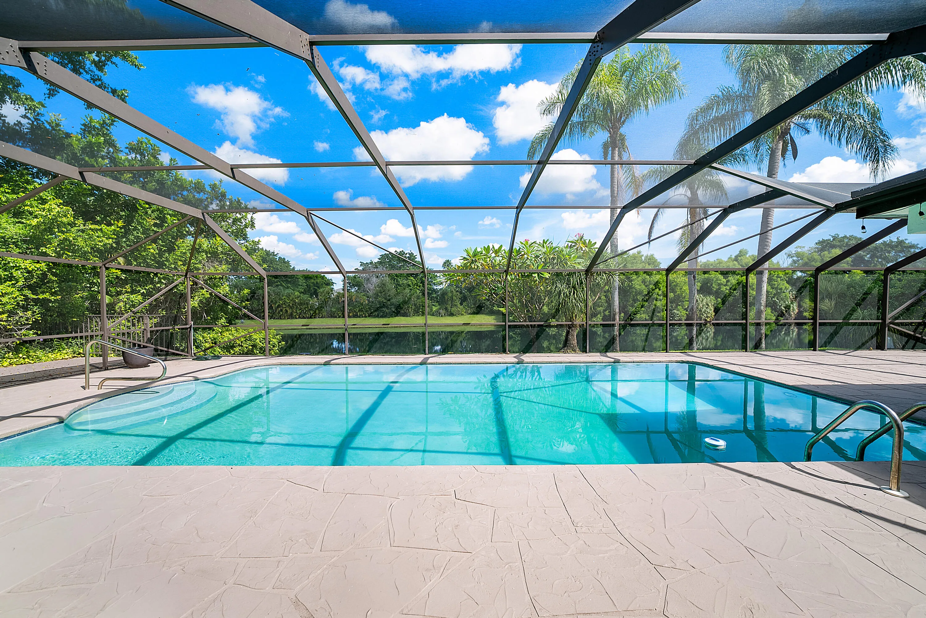 Screened pool