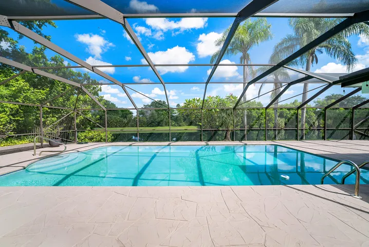 Screened pool