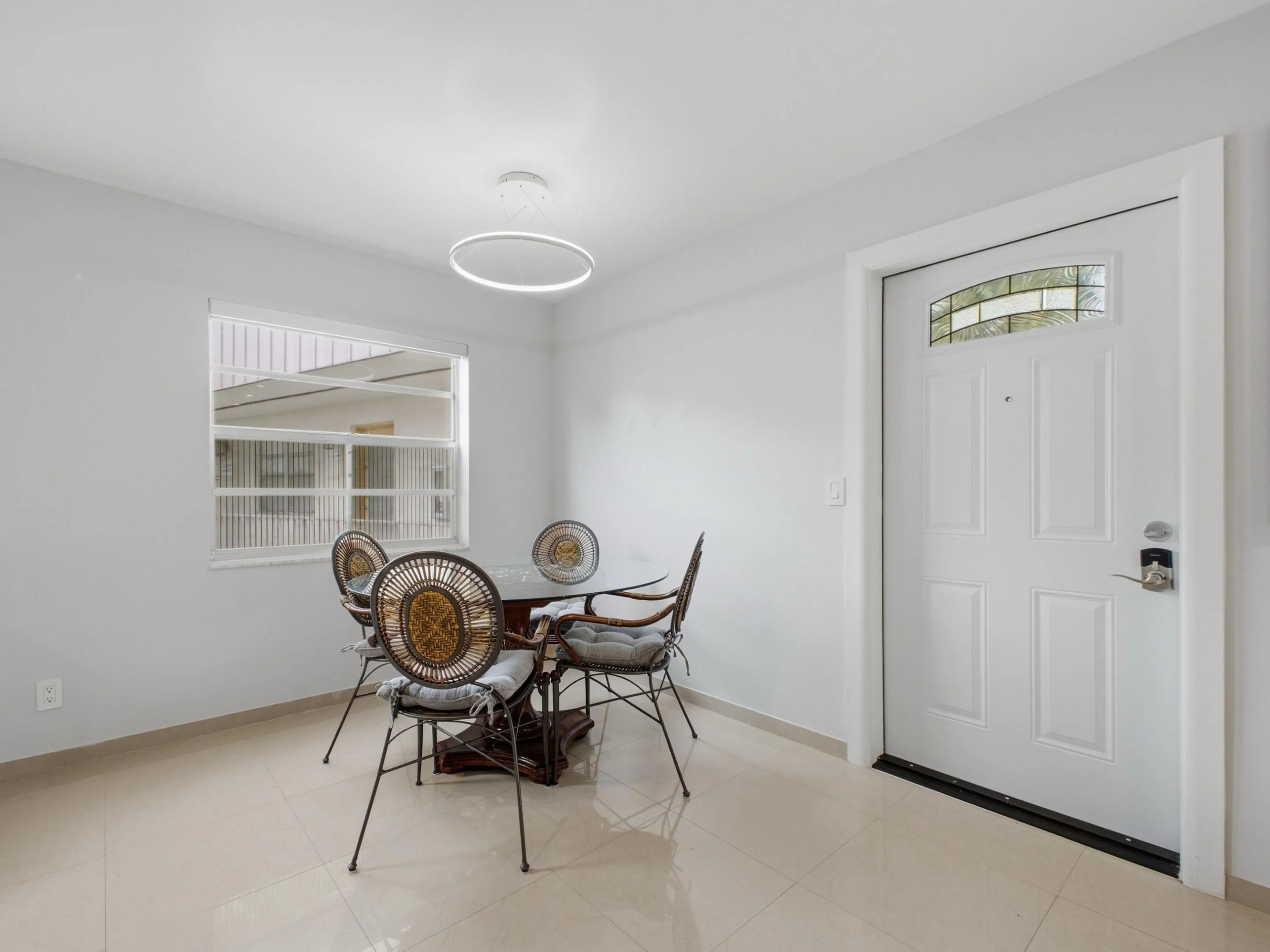 Dining Foyer