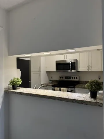 4541 Kitchen