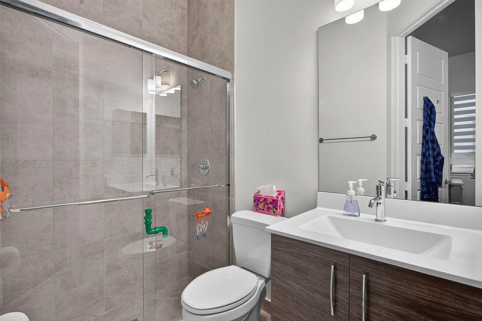 42-web-or-mls-10785-42