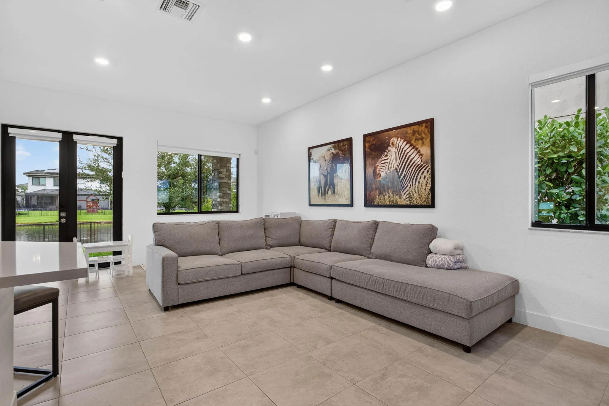 30-web-or-mls-10785-30
