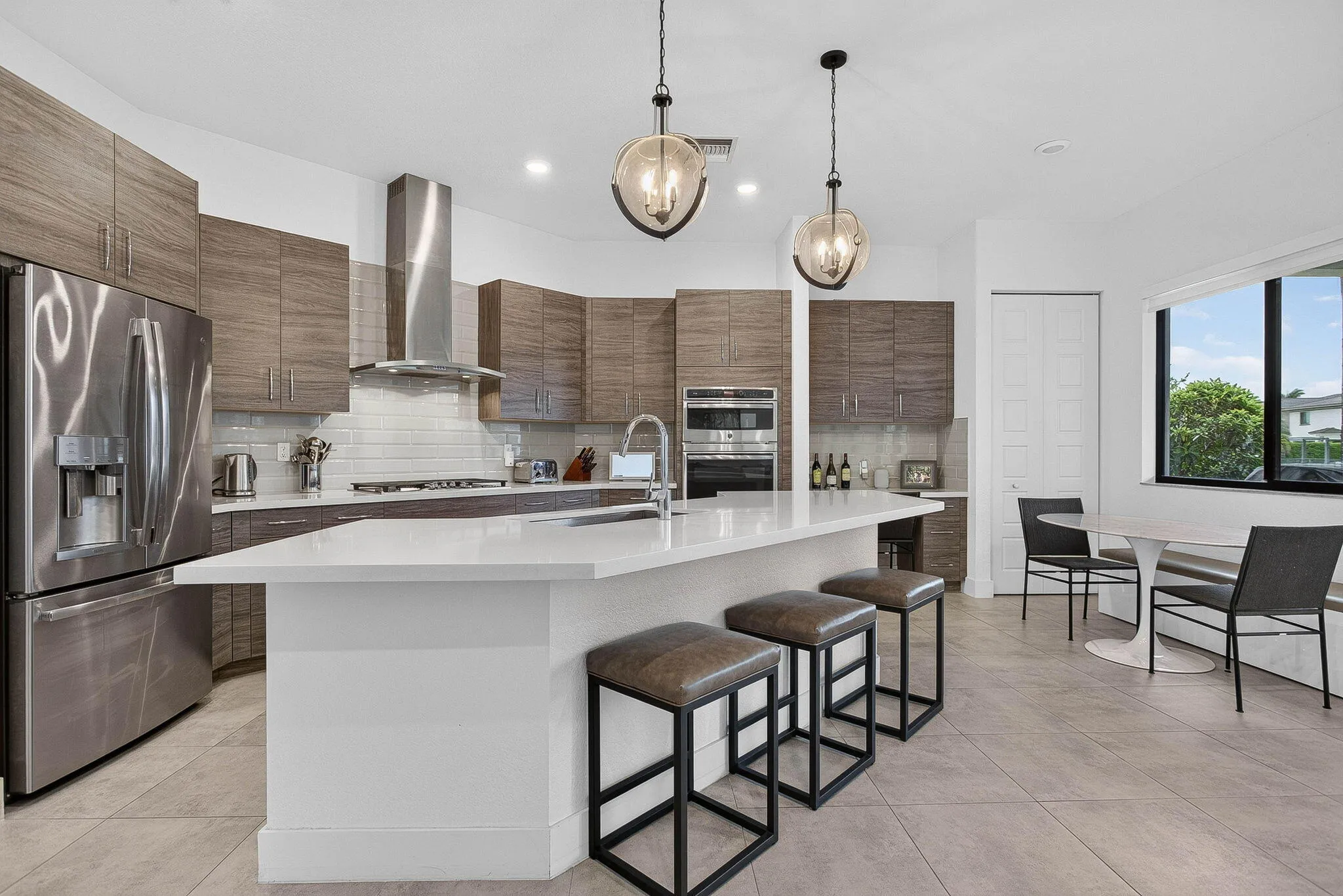 32-web-or-mls-10785-32