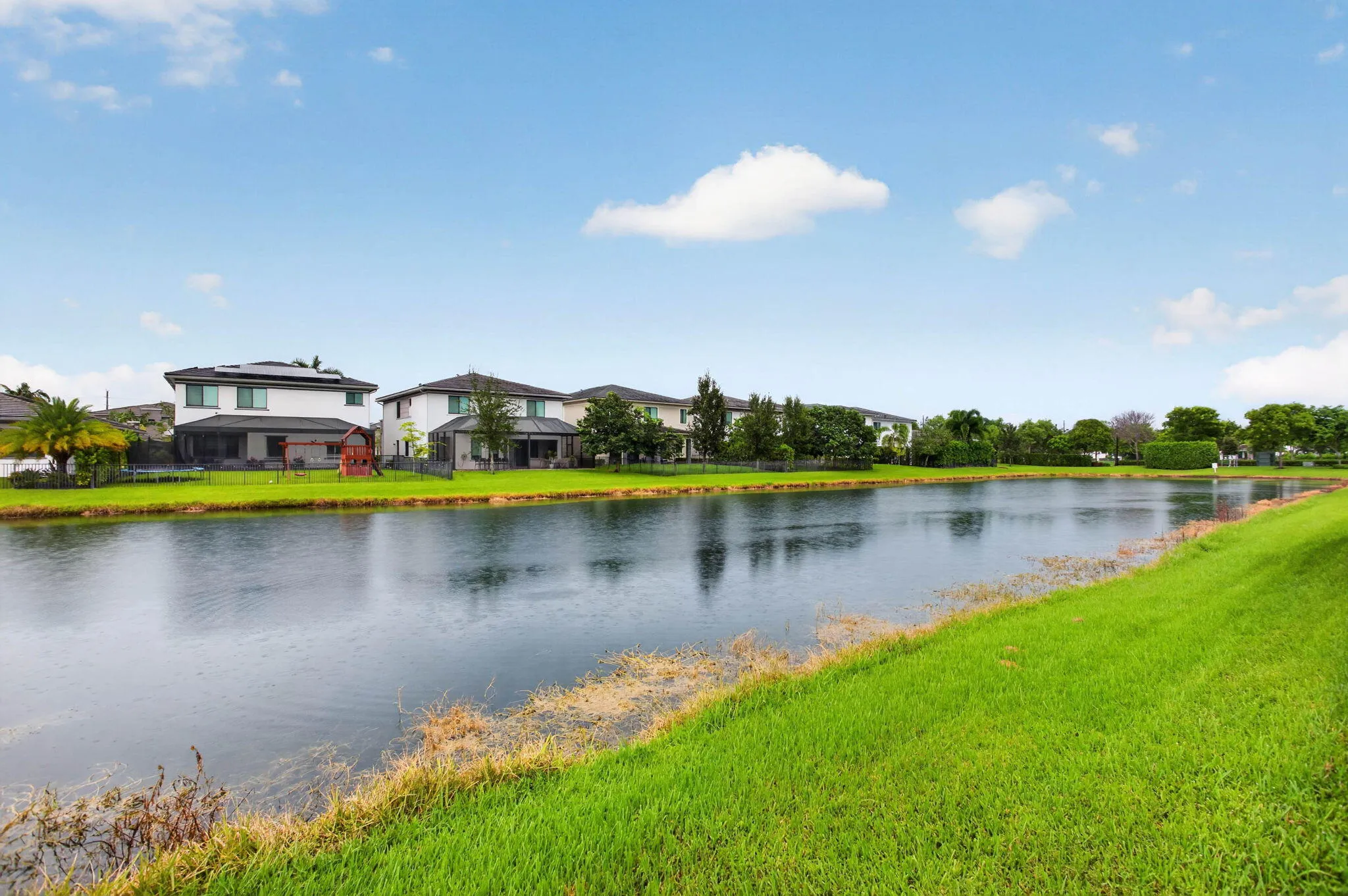 40-web-or-mls-10785-40