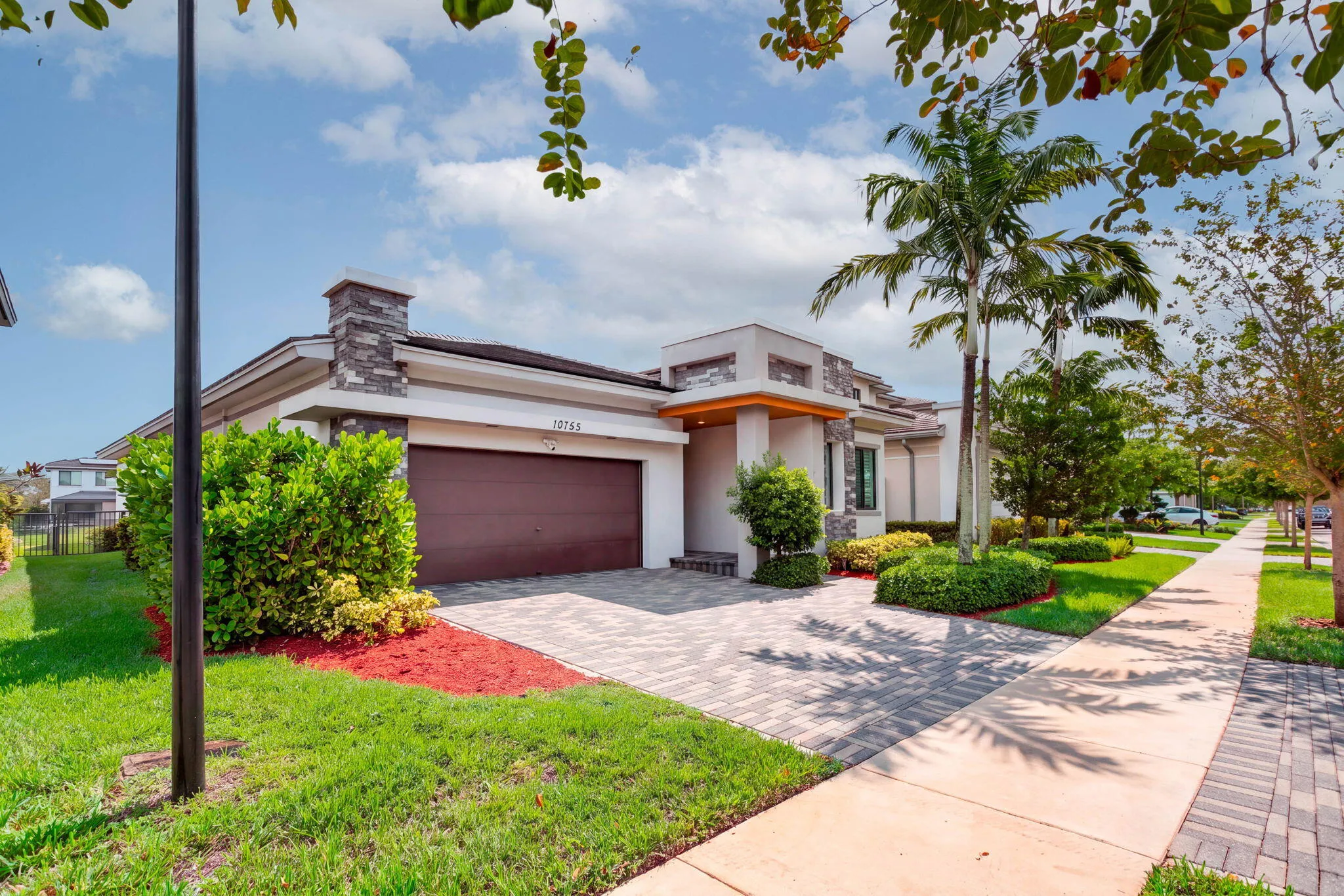 2-web-or-mls-10785-9