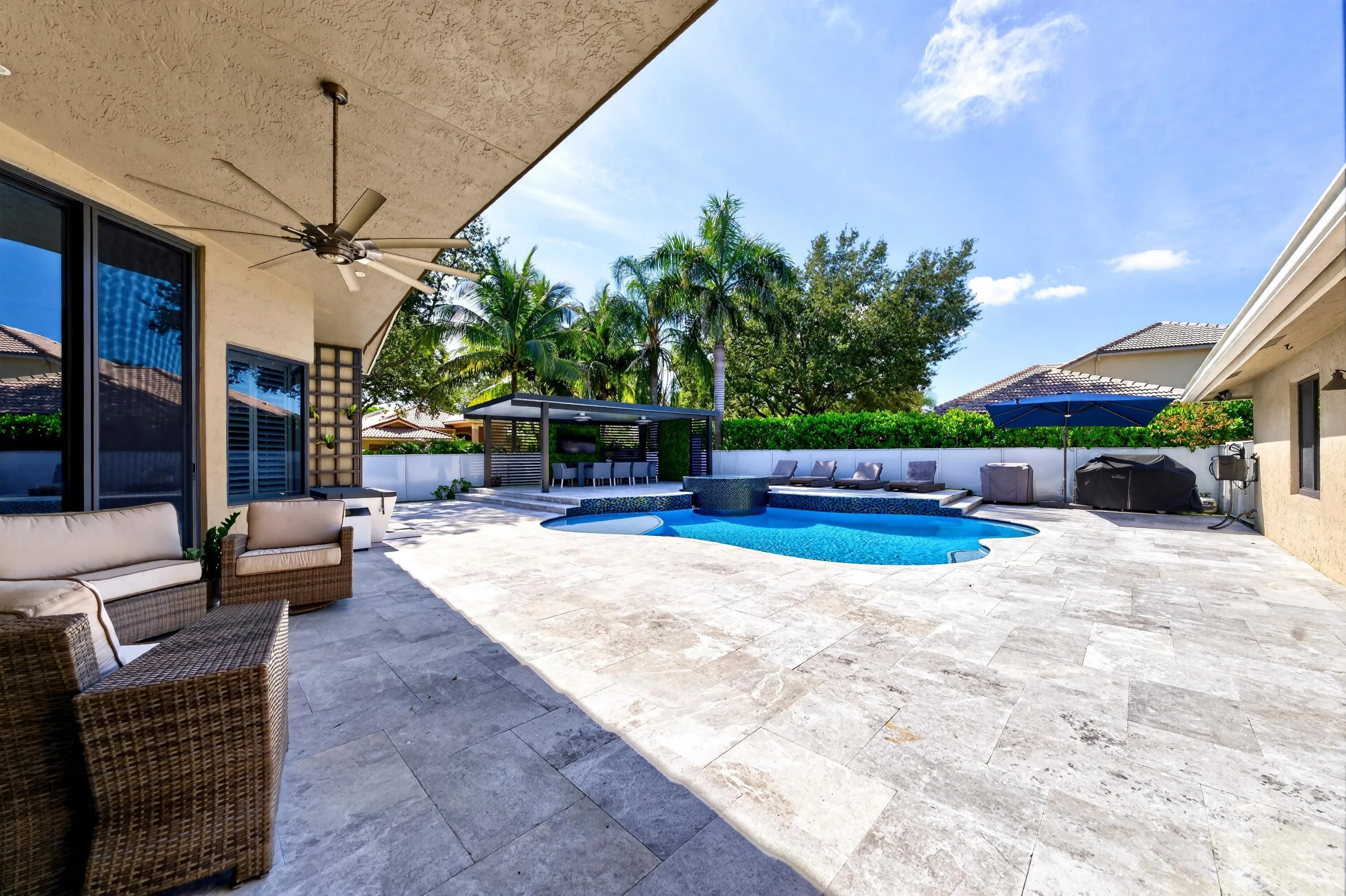 037-064-Patio-4000x2666