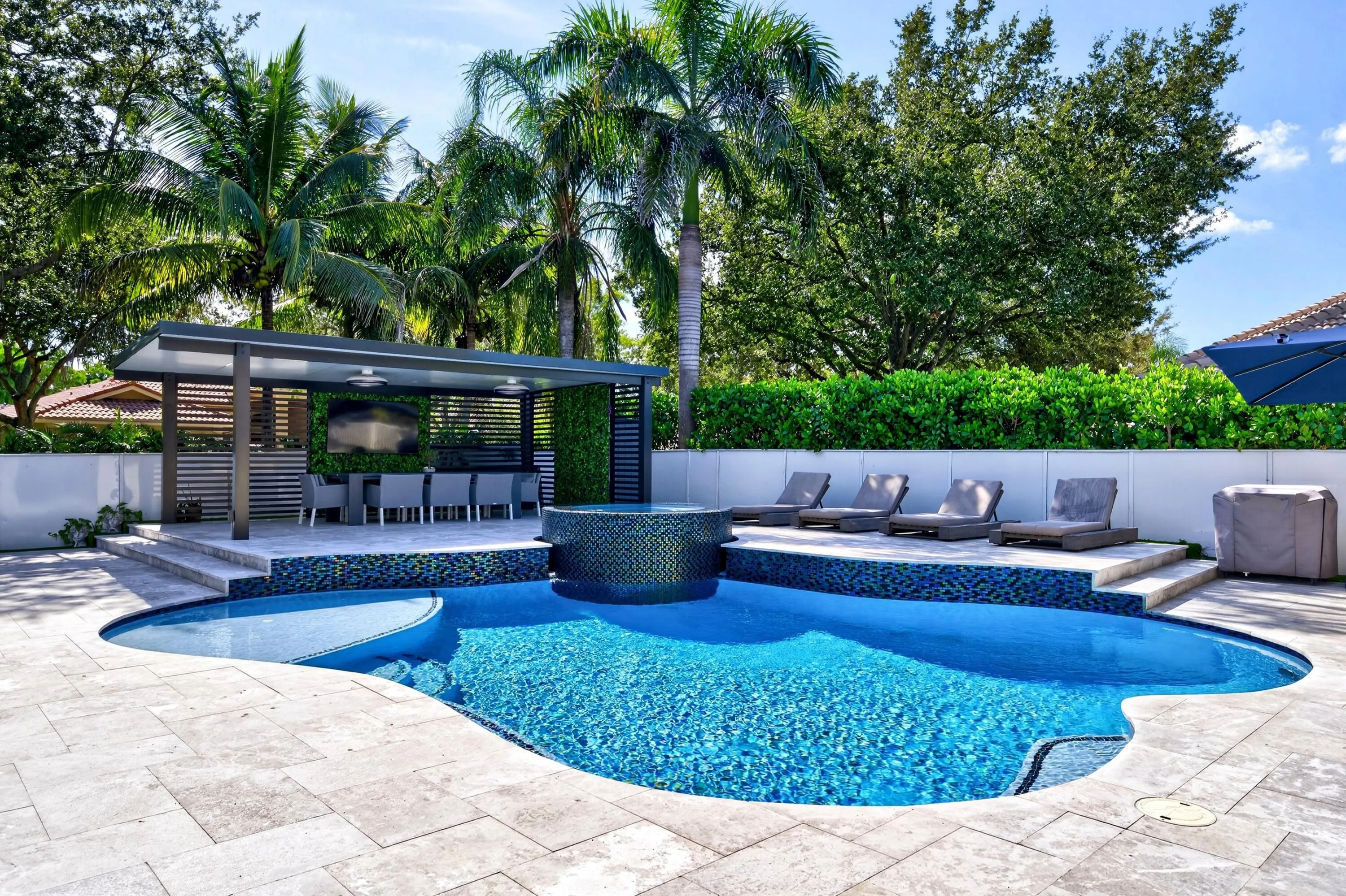 039-009-Pool-4000x2666