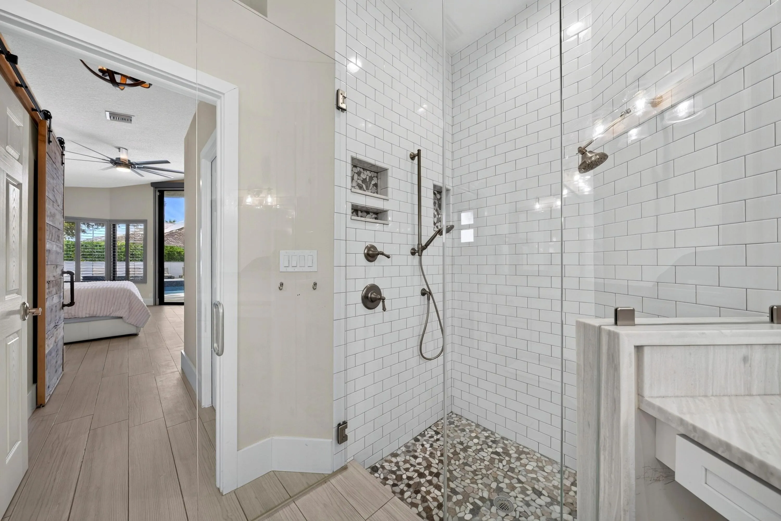 026-050-Primary Bath-4000x2666