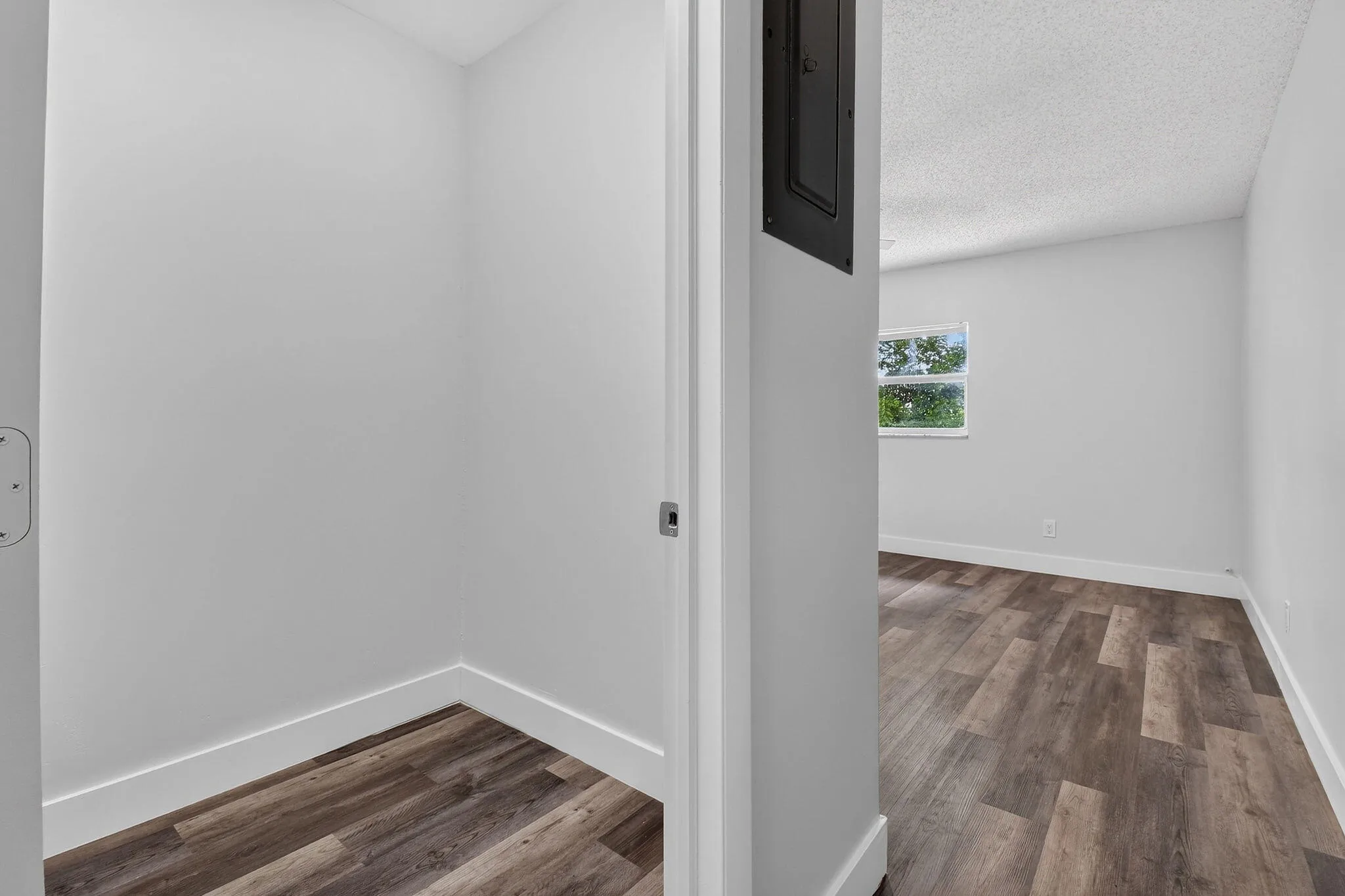 8857thSt(31)