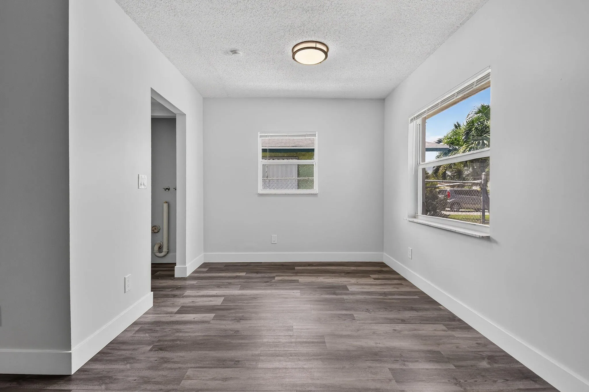 8857thSt(8)