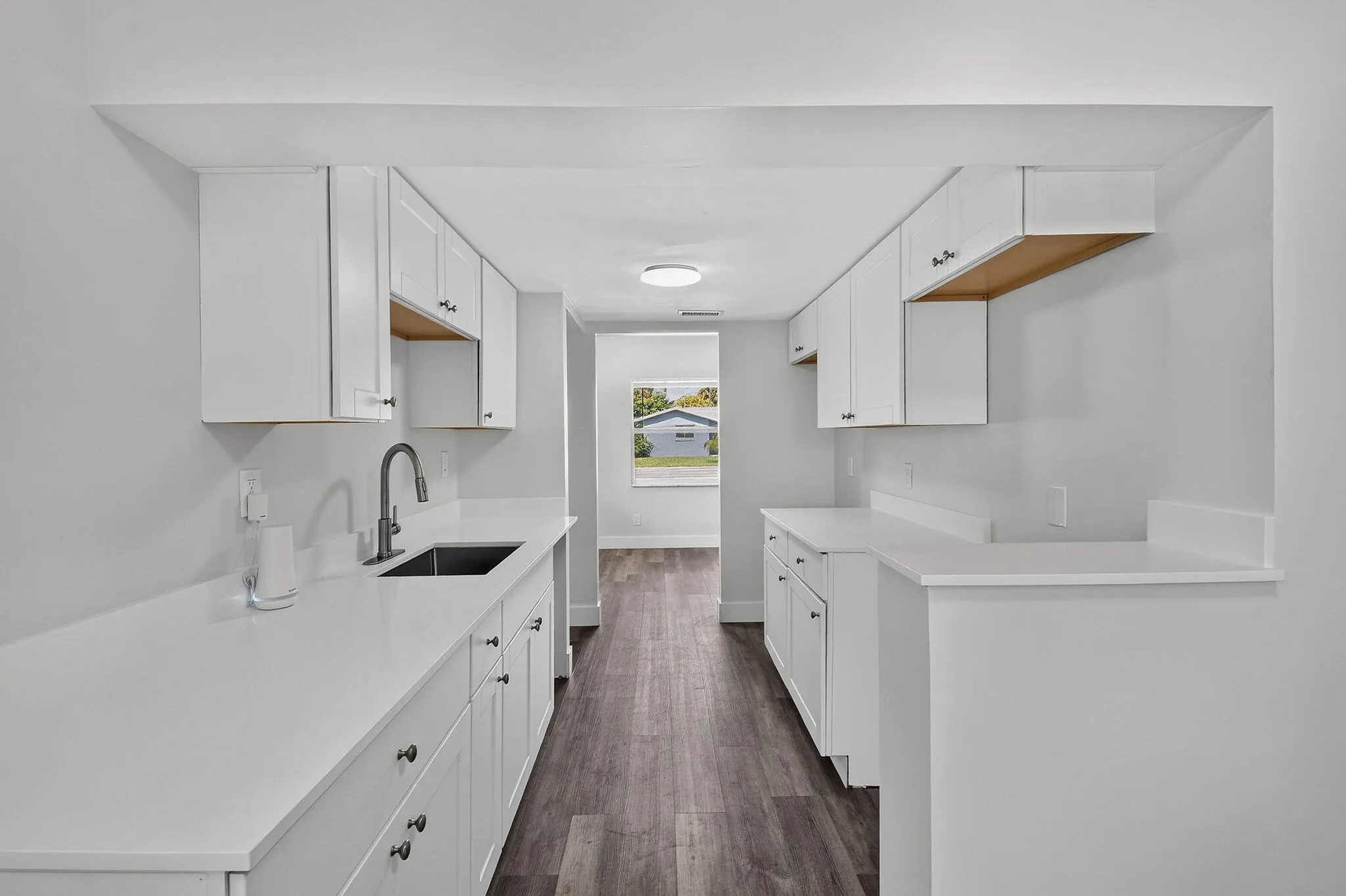 8857thSt(13)
