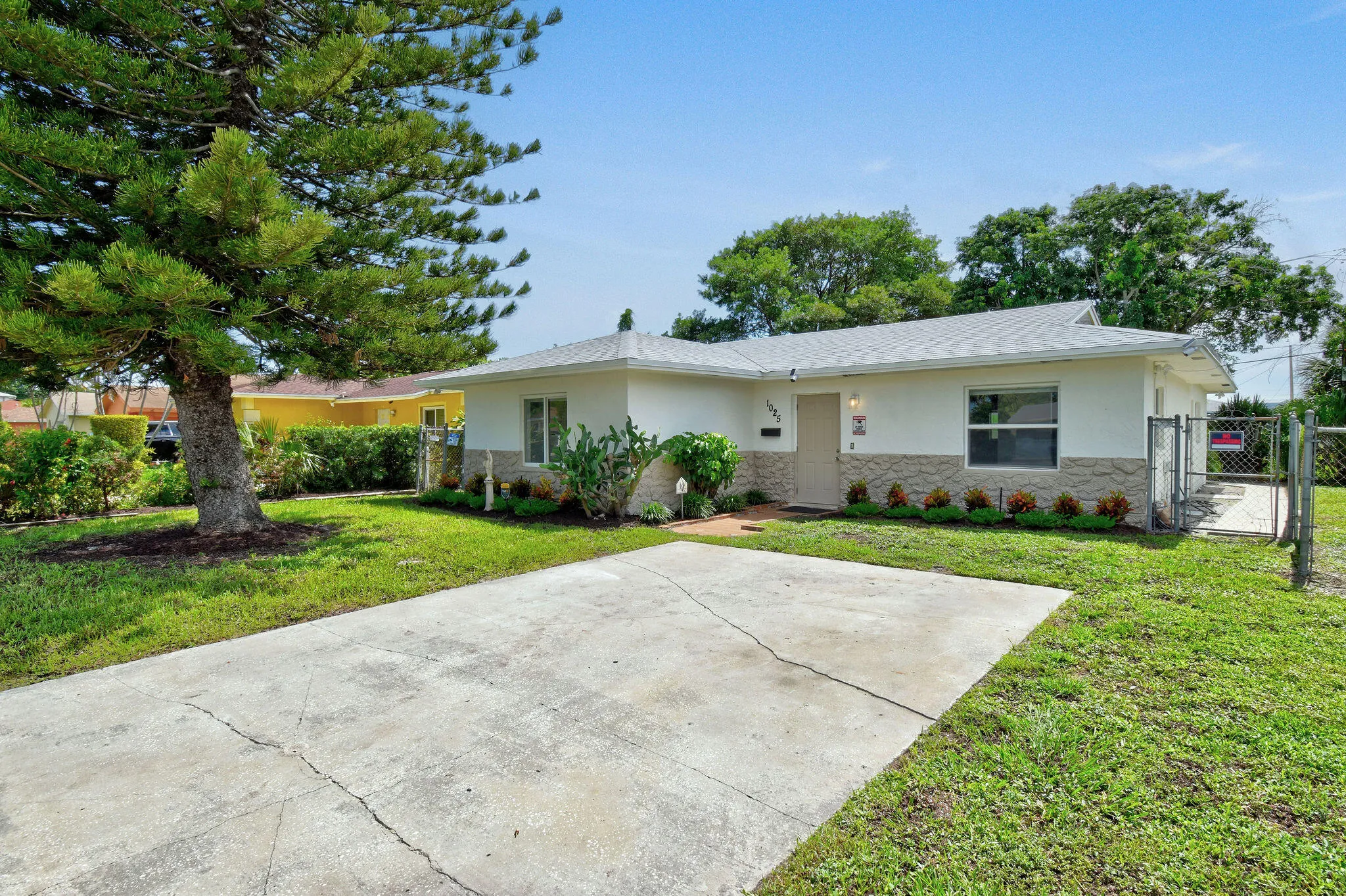1025W7thSt(5)