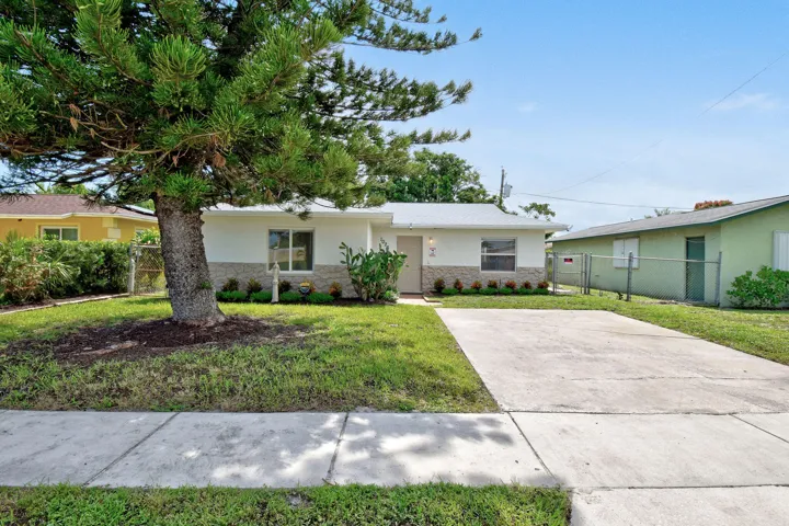 1025W7thSt(1)