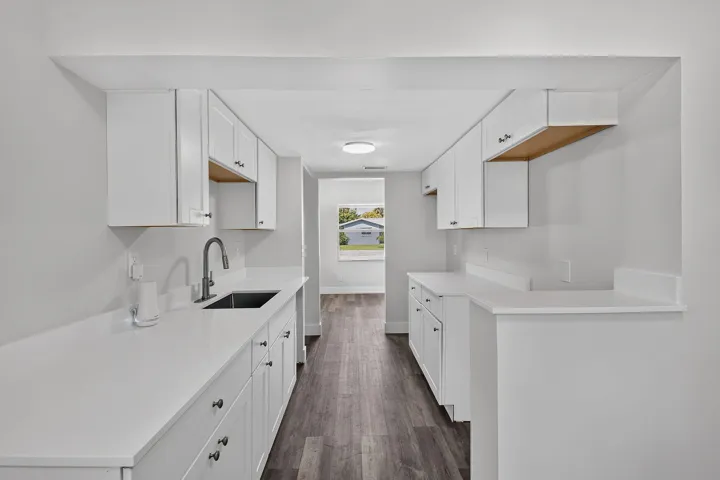 8857thSt(13)