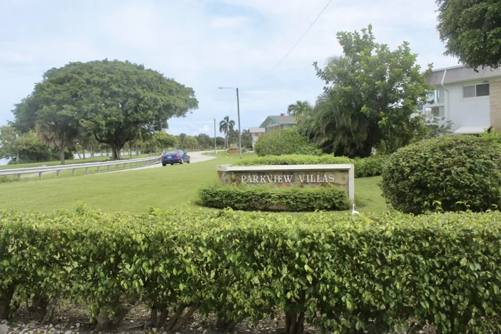 Parkview Villas