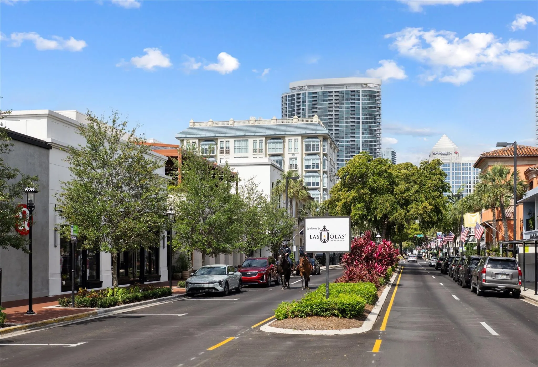 Steps to Las Olas Boulevard