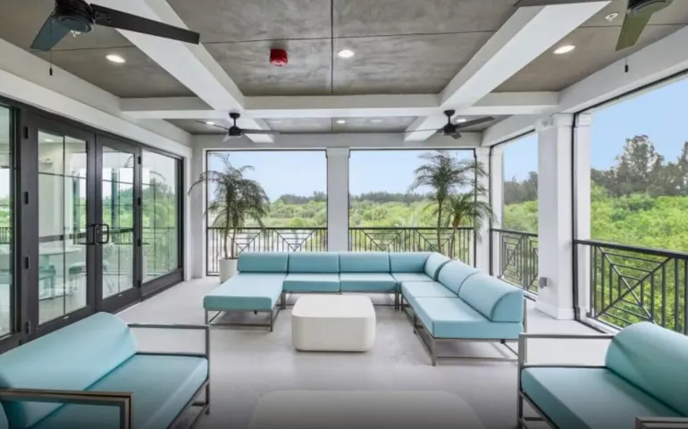 Veranda Area