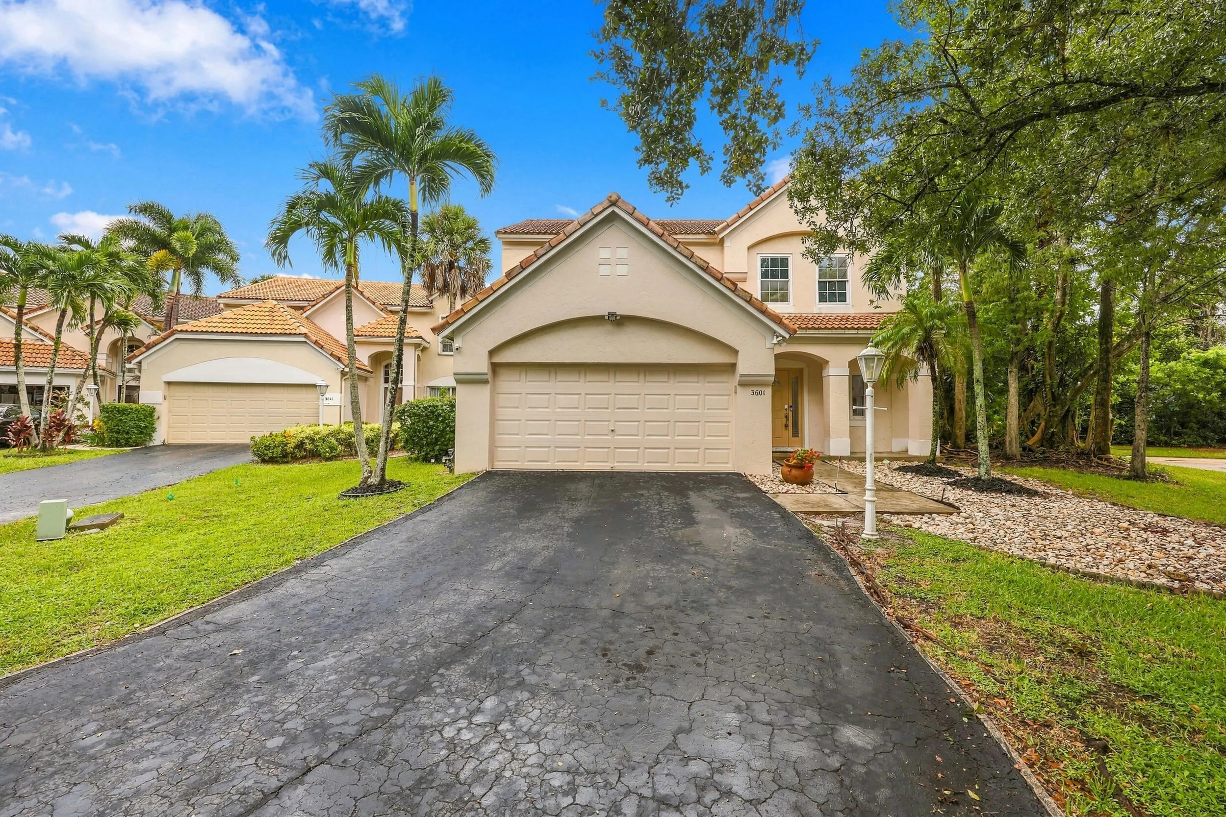 3_453a1639