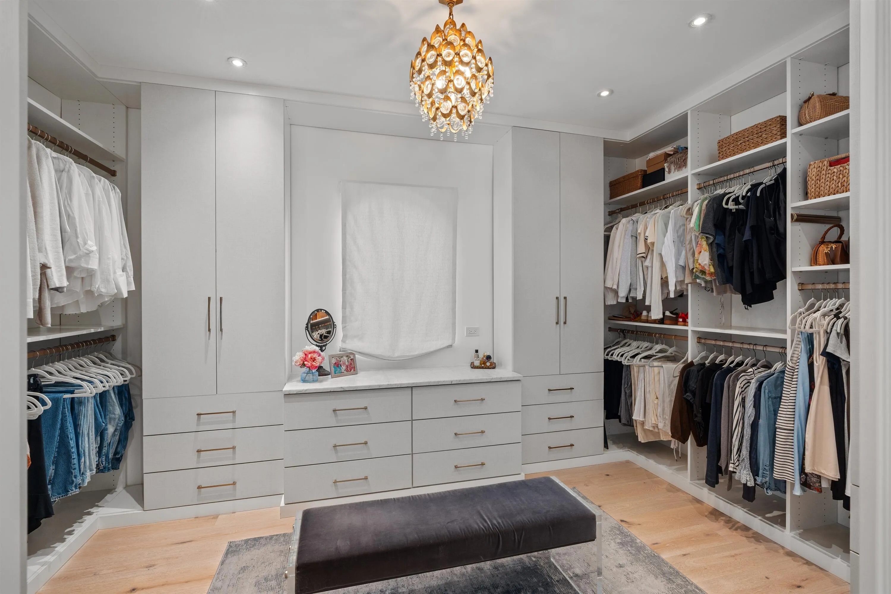 CLOSET_ANGLE