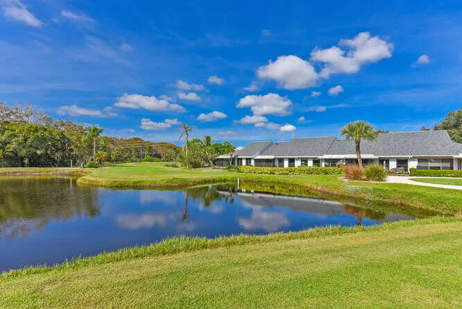 042-039-12790 SE Berwick Ct-666x445
