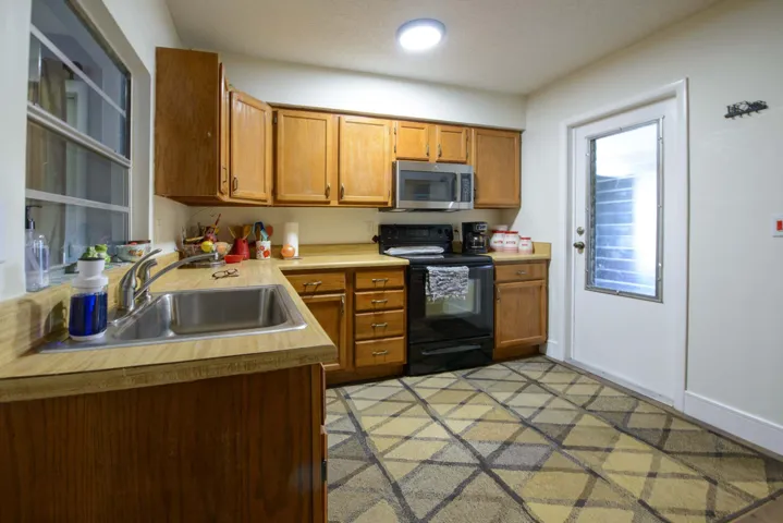 03- Kitchen (4)