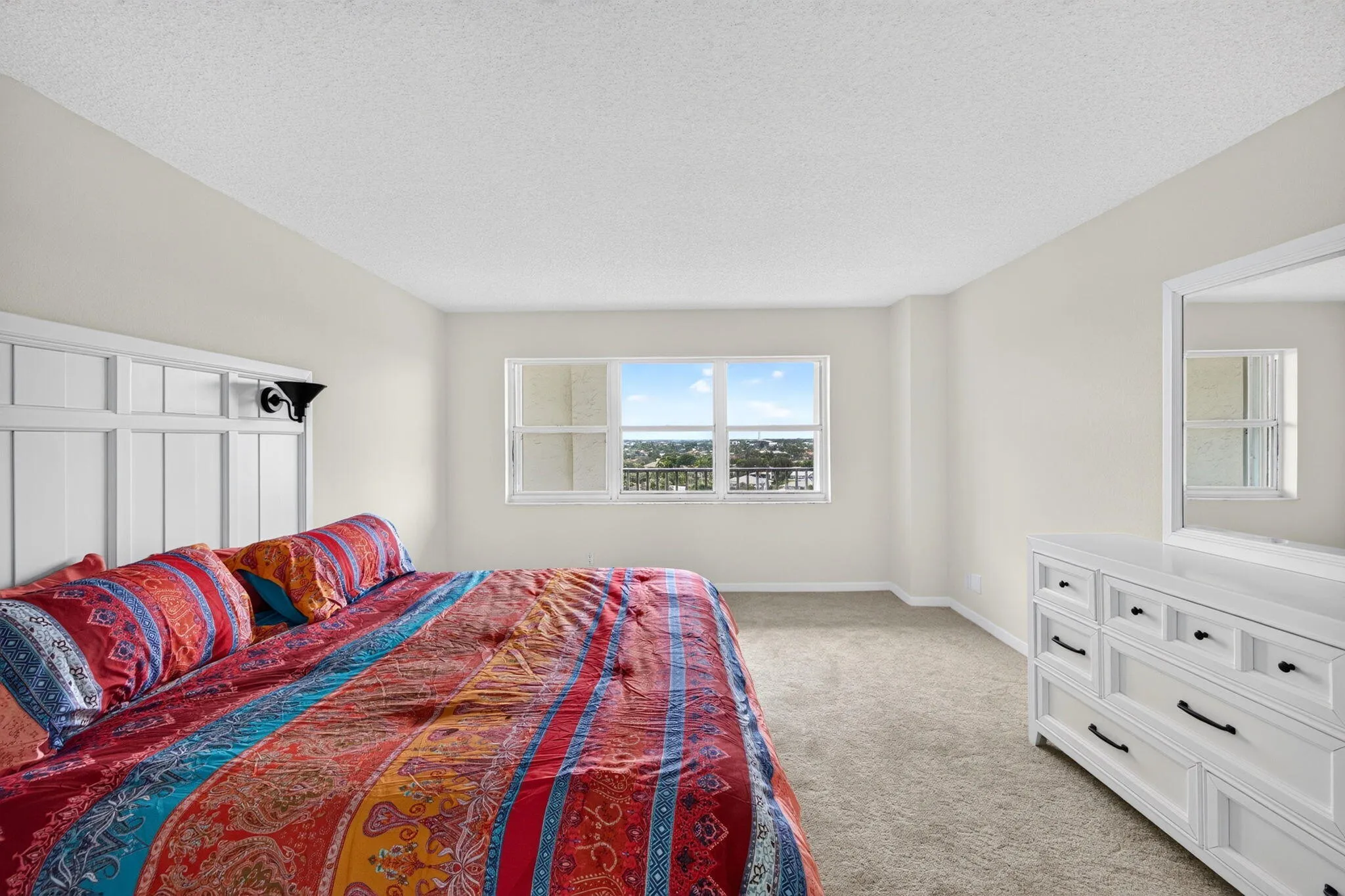 25-web-or-mls-699A1751