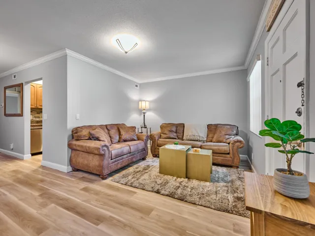 1100 E Indiantown Rd 104, Jupiter 33477 - 1 Bed 1 Bath Ground Floor Condo - Fully Updated - Park Plaza