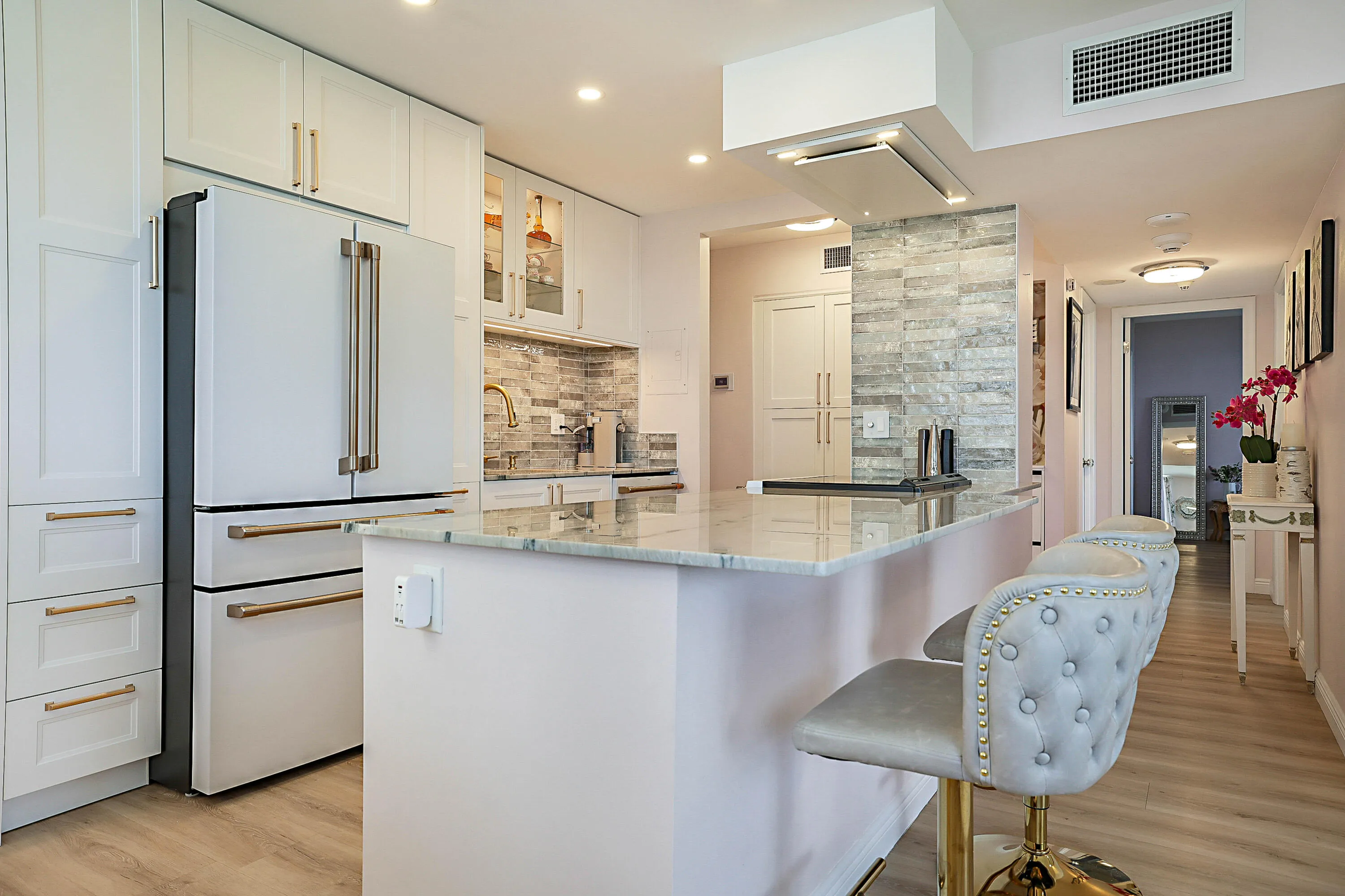 DESIGNER KITCHEN