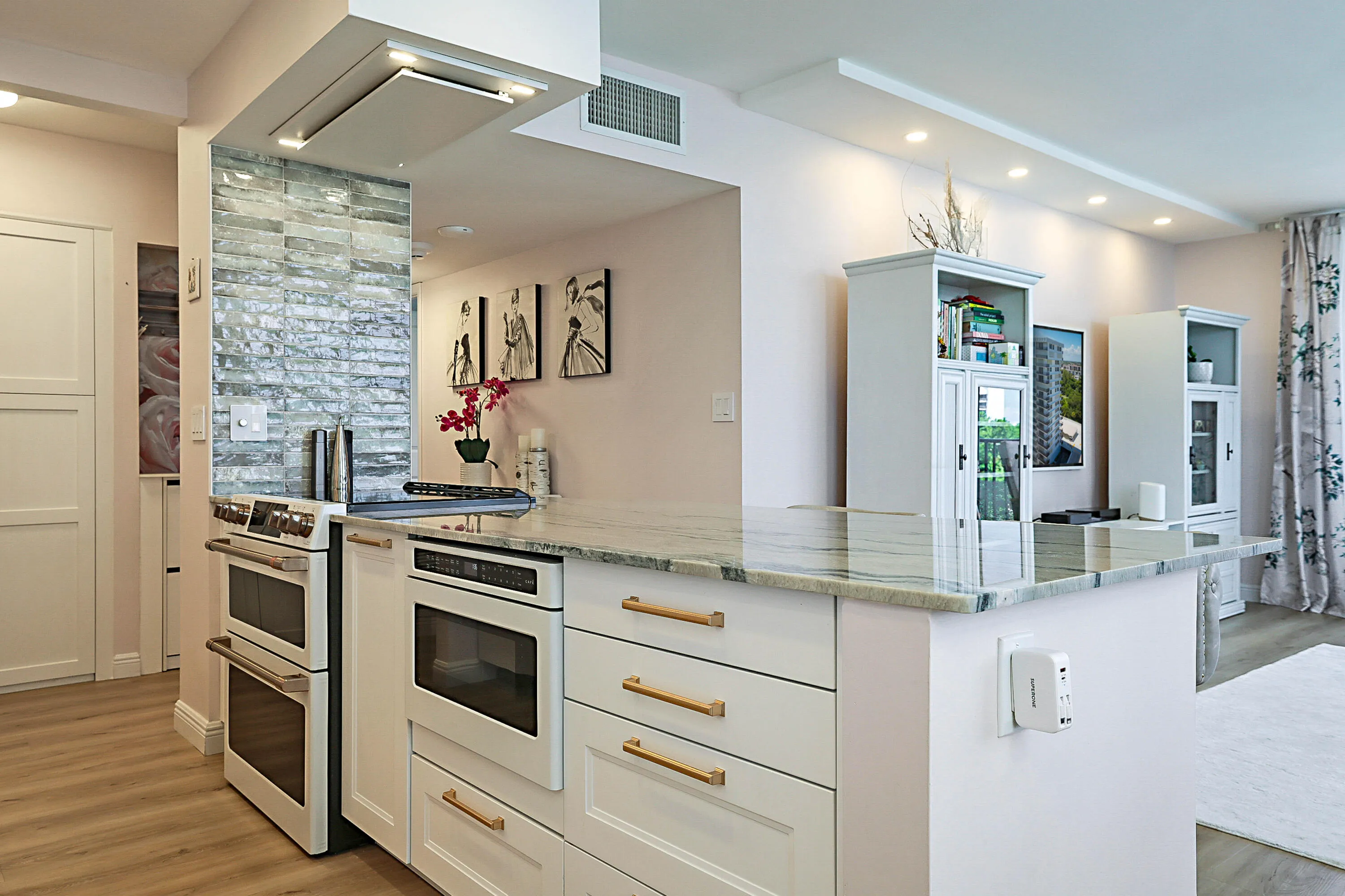 QUARTZITE COUNTER TOPS