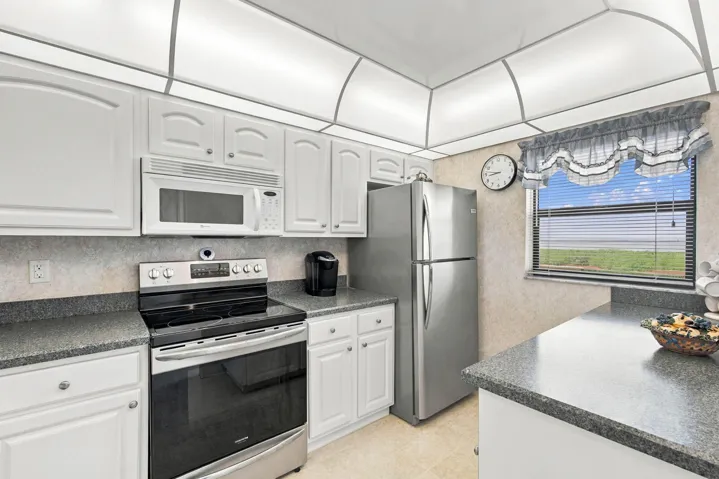 022_-_Kitchen_3