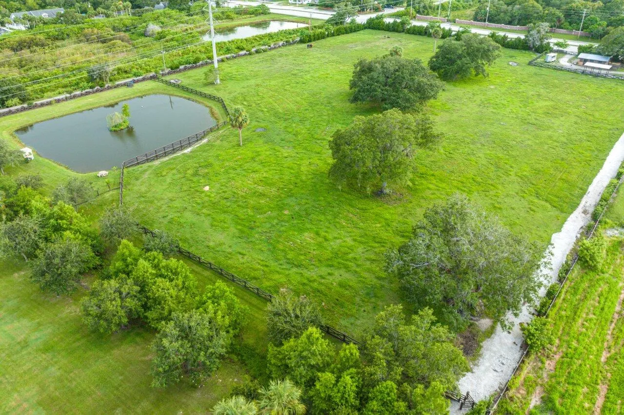 Property photo 64