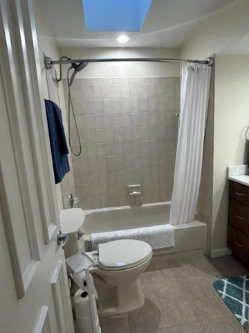 Sencondary Bathroom