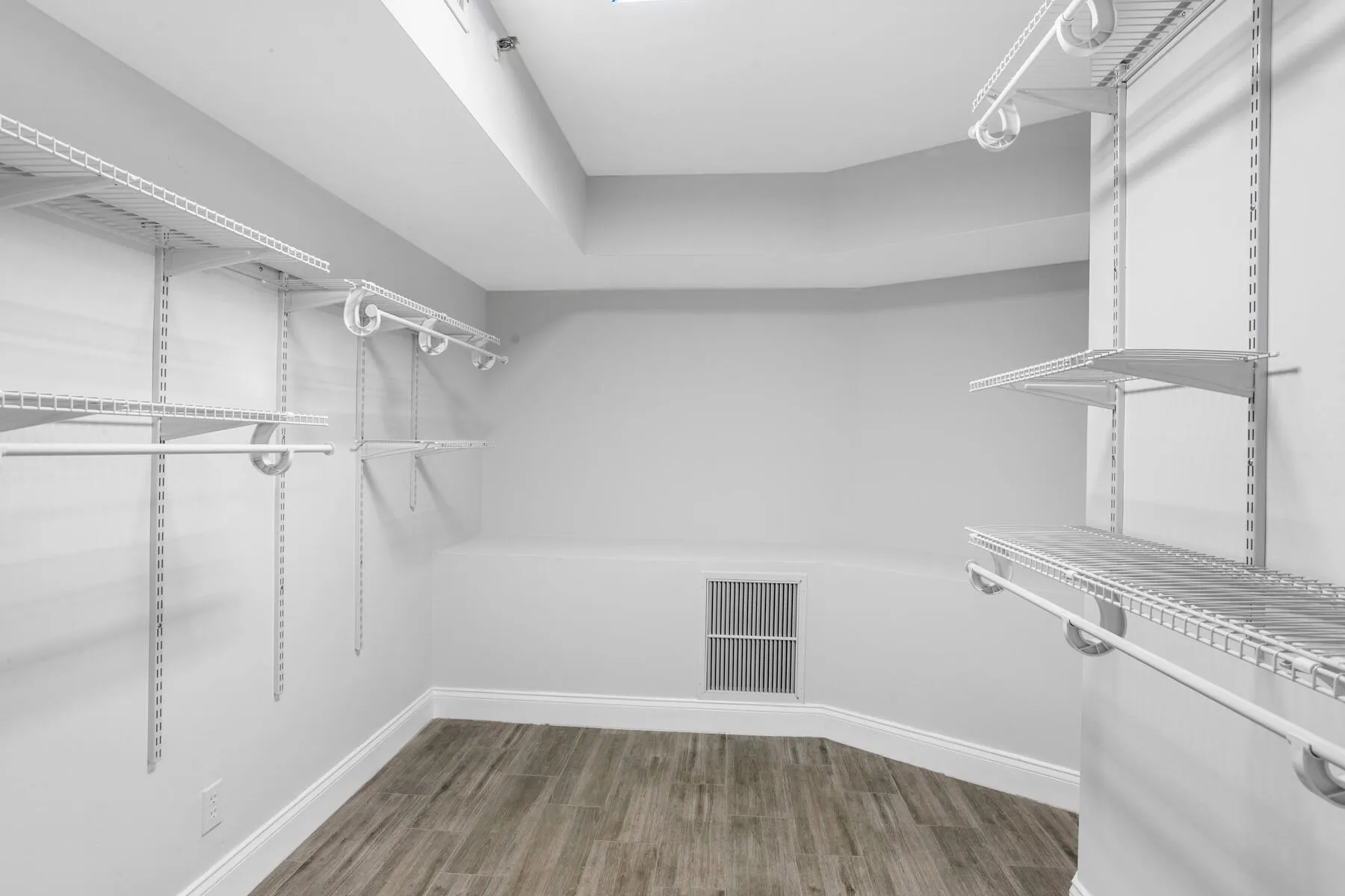 Walk In Closet