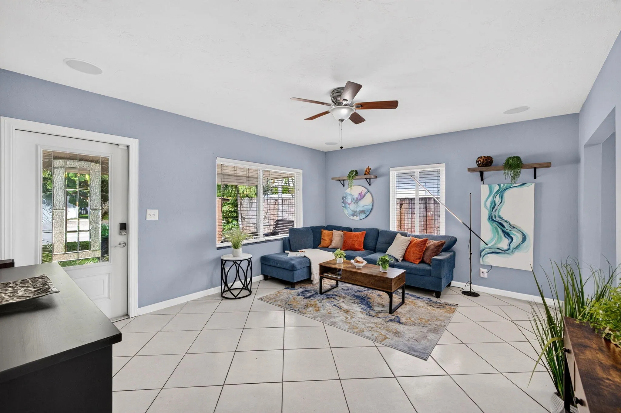 12 Main House Living & Hall