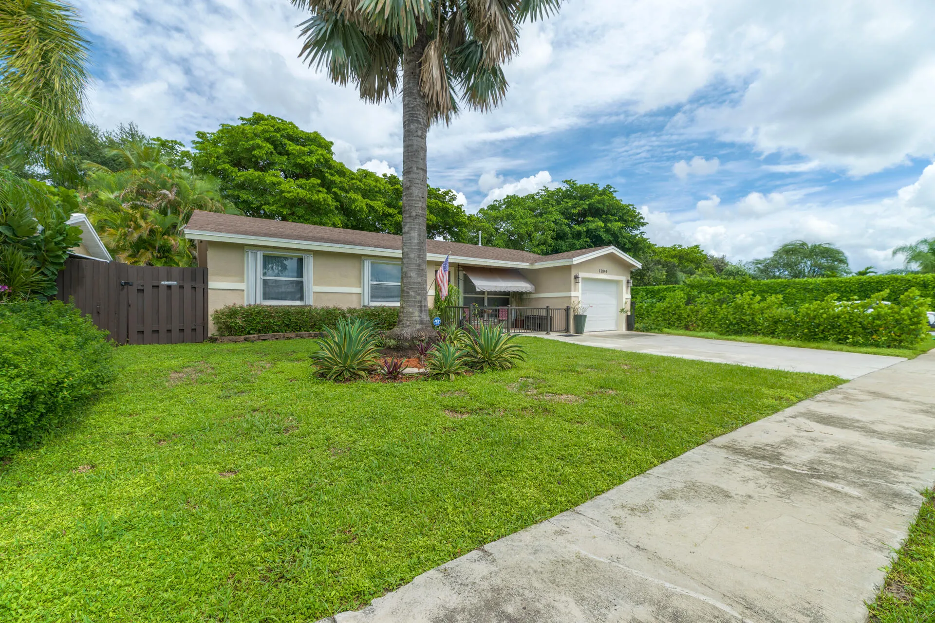 20260920 - 11841 NW 33rd - MR-1