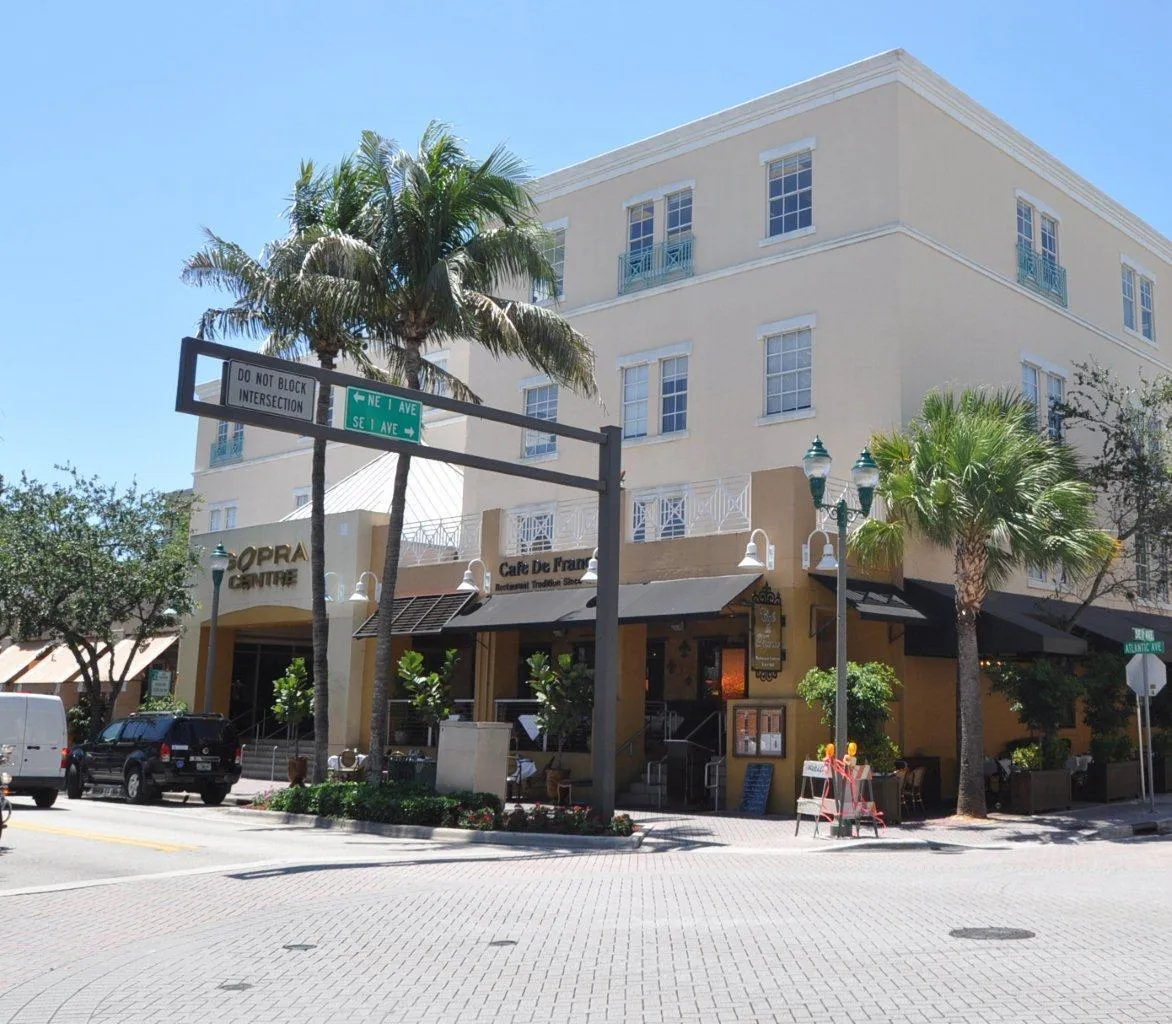 Delray Beach shoppes