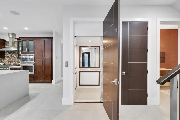 Elevator