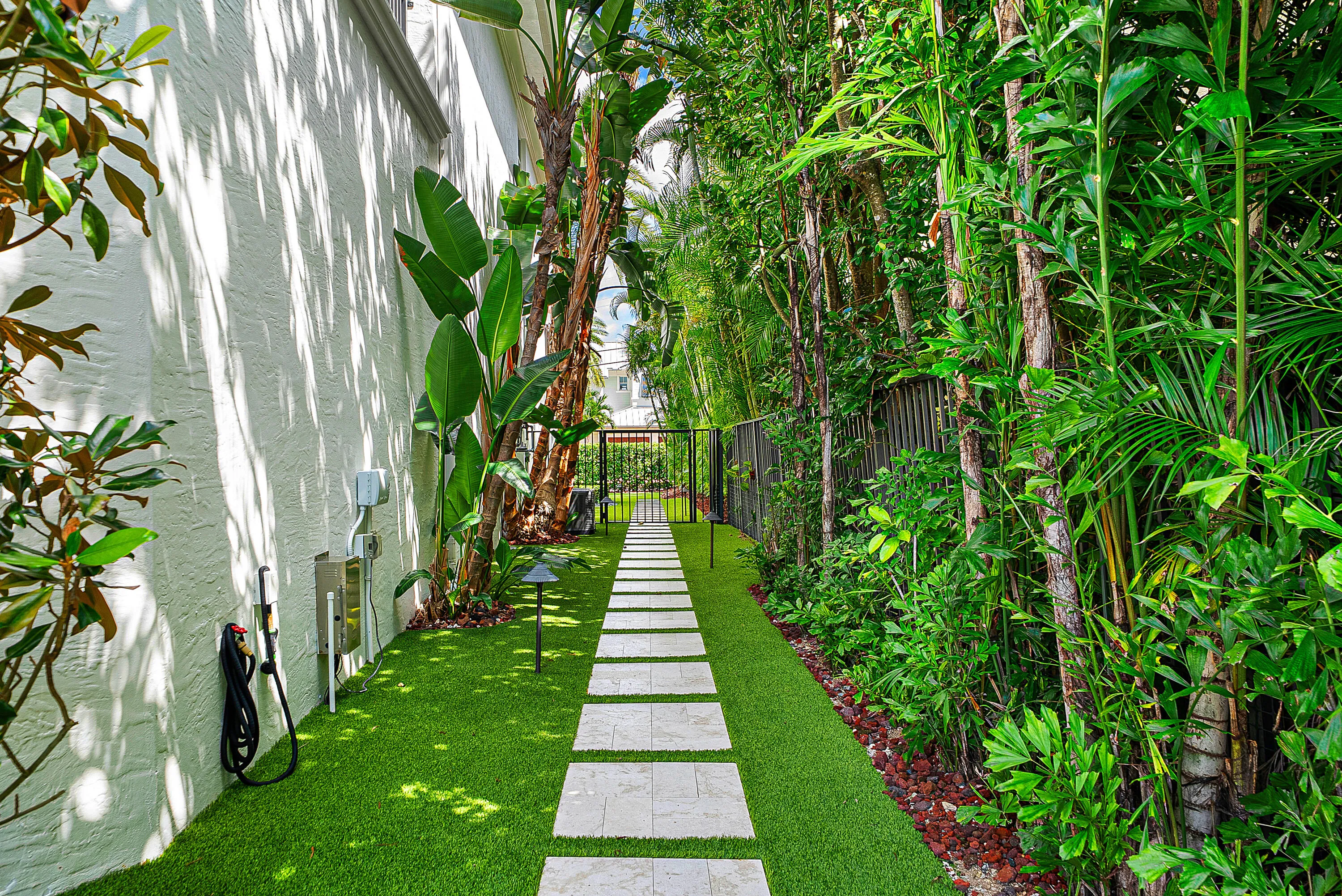 073-521NortheastSpanishTrail-BocaRaton-F
