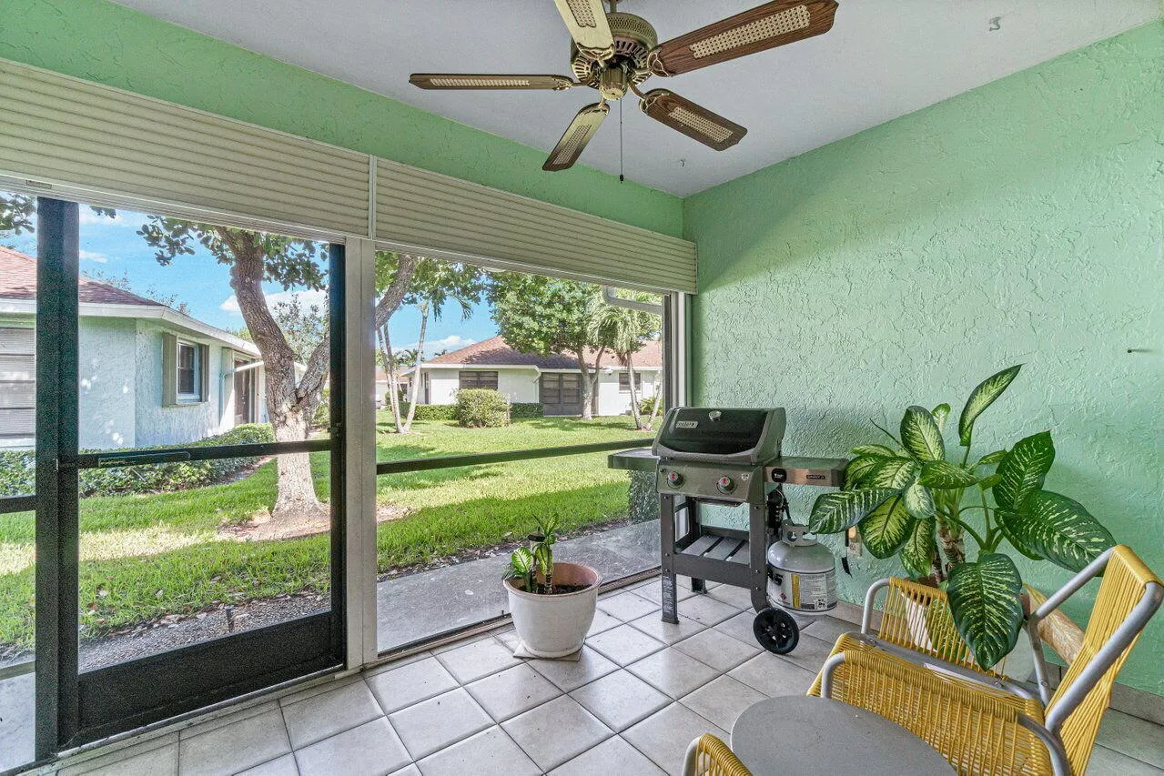 024-9825WalnutTreeWay-BoyntonBeach-FL-33