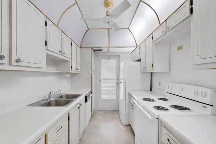 3401 Spanish Trail S U348_017