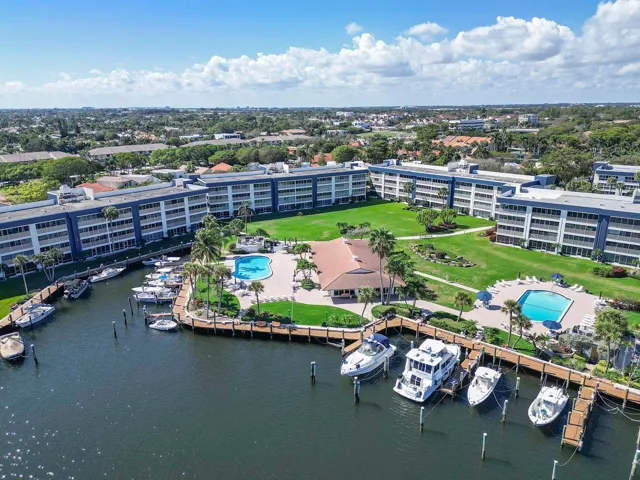 Tropic Harbor