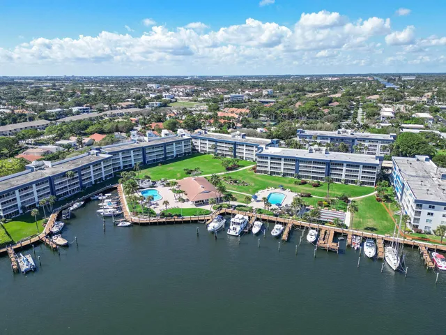 Tropic Harbor