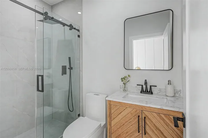 Bathroom #2. En-suite.