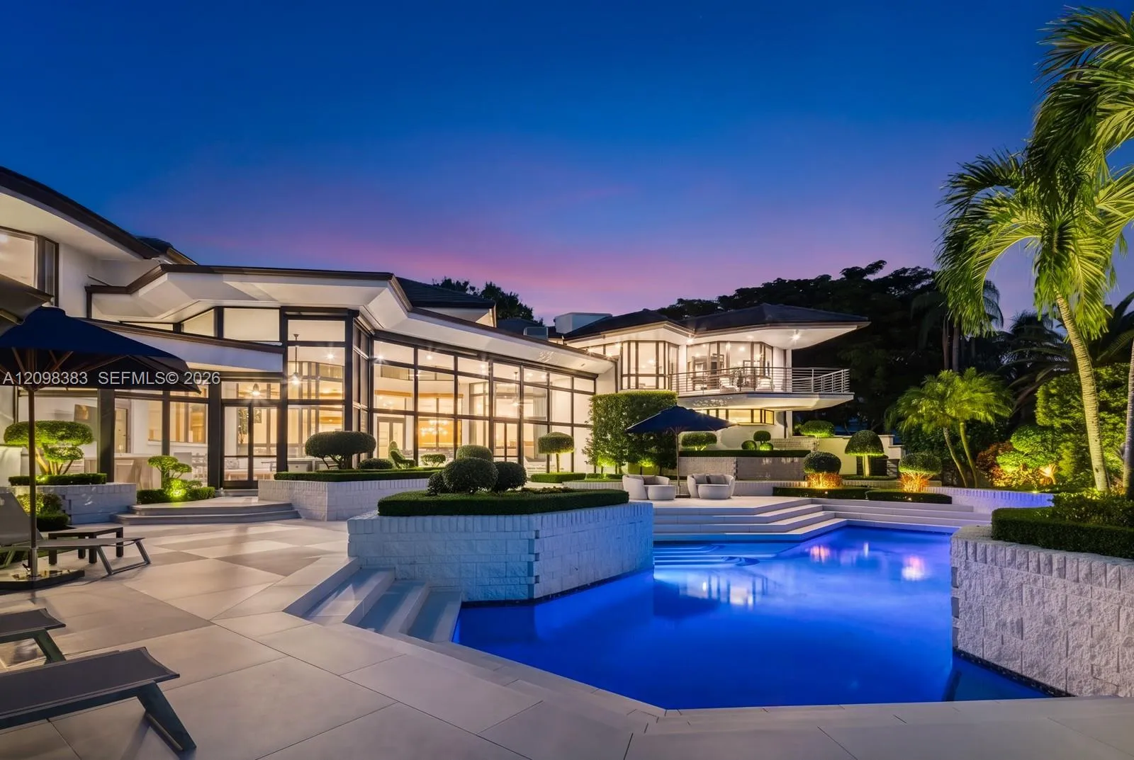 luxury exterior lighting Weston Florida