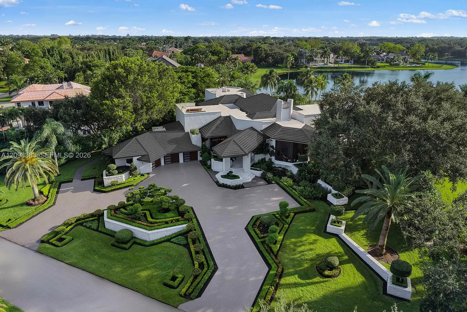 award-winning architectural estate Weston FL